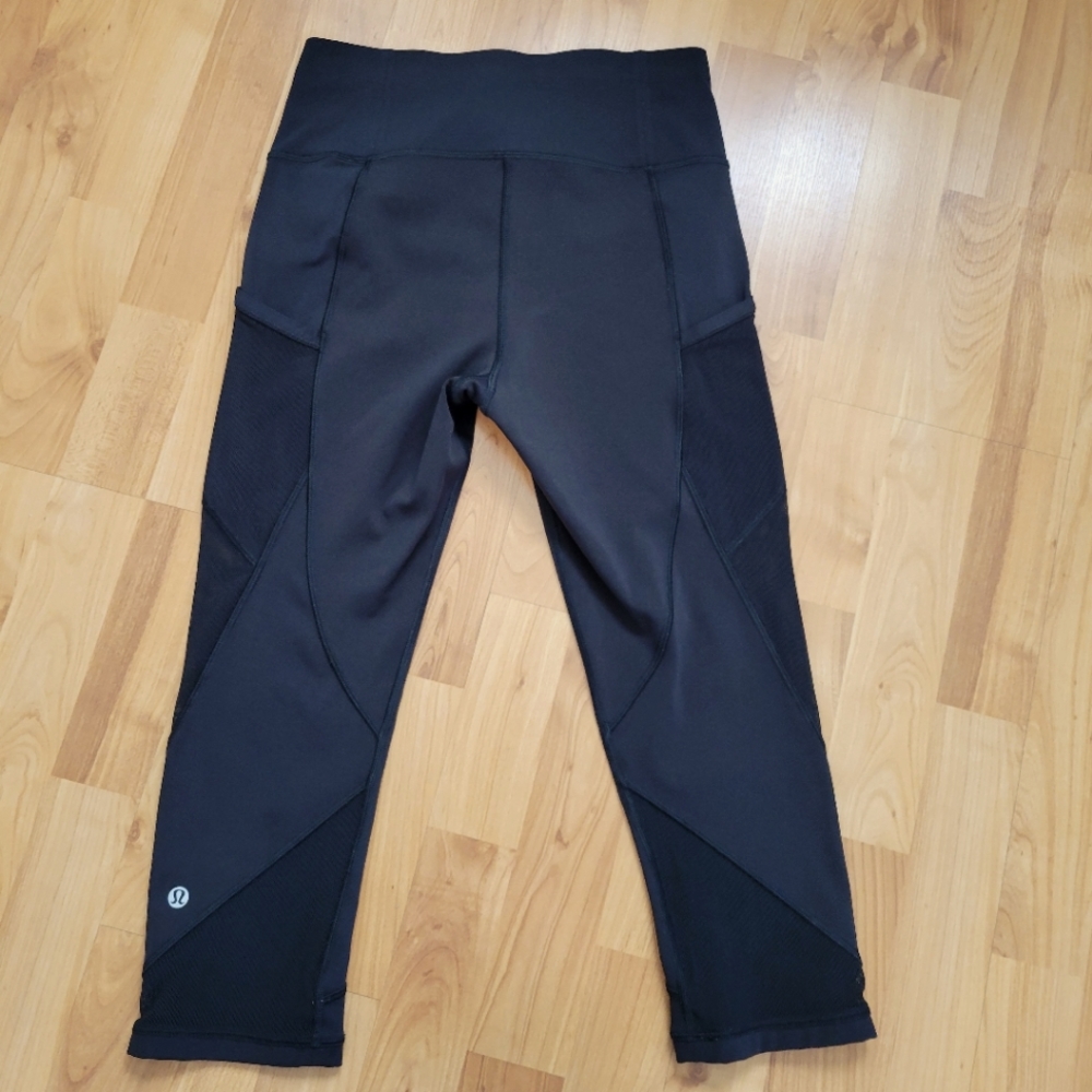 Lululemon Fast as Light Crop Luxtreme Black High Rise Leggings 6 - Picture 12 of 16